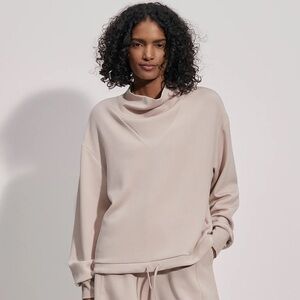Varley Betsy Sweatshirt in Mushroom